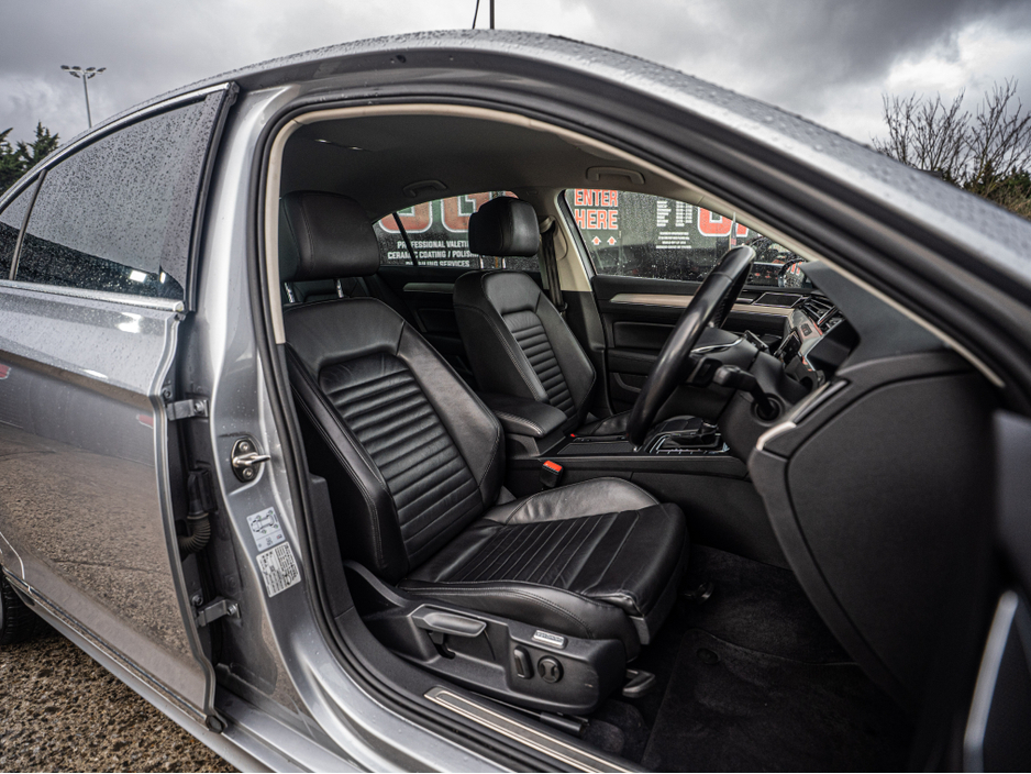 2019 Volkswagen Passat 2019 Passat 2.0d Auto HIGHLINE/High spec/1yr warra €24,888