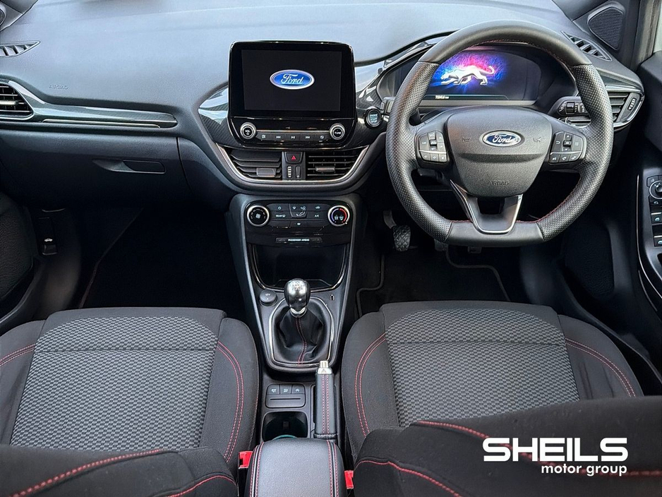 2023 Ford Puma - image 3