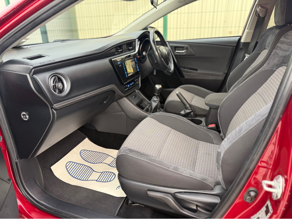 2018 Toyota Auris 1.2 D-4T LUNA SPORT 4DR €14,950