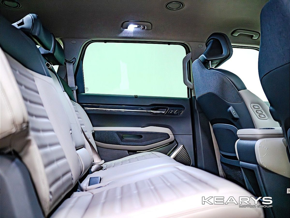 2025 Kia EV9 - image 11