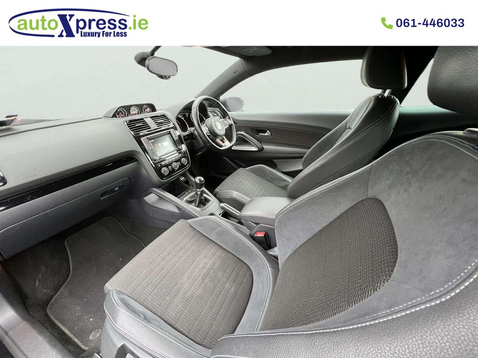 2016 Volkswagen Scirocco - image 6