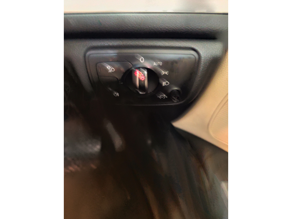 2015 Audi A6 - image 24