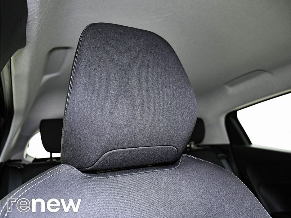 2022 Renault Clio - image 23