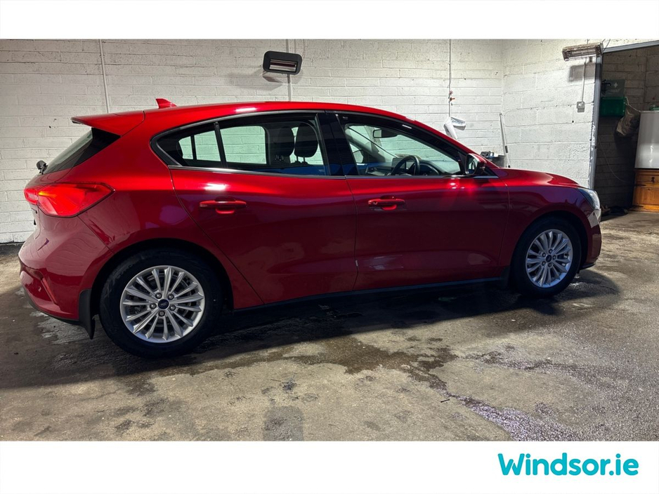 2020 Ford Focus 1.0T EcoBoost Hybrid 125PS Titanium €19,995
