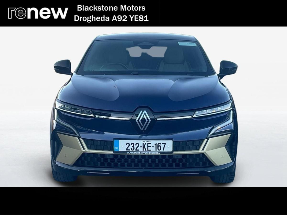 2023 Renault Megane E-Tech - image 8