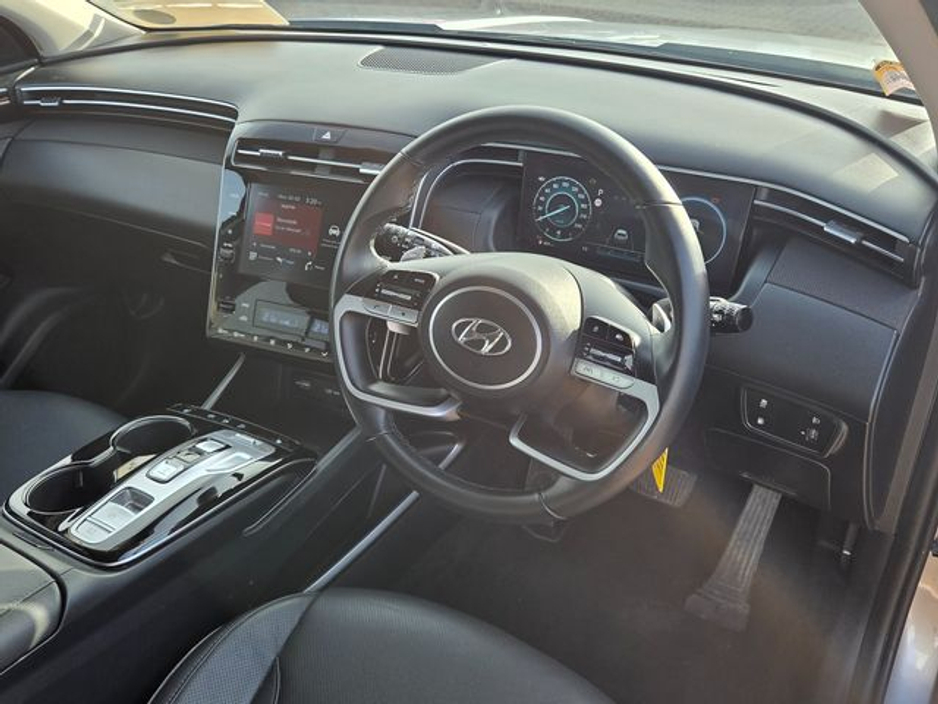 2024 Hyundai Tucson - image 8