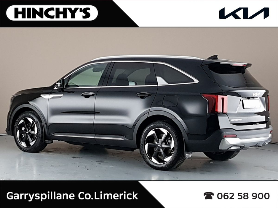 2026 Kia Sorento - image 3