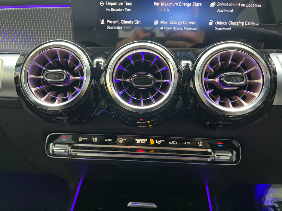 2023 Mercedes-Benz EQB - image 24