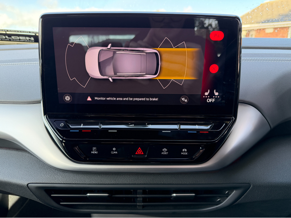 2023 Volkswagen ID.4 - image 17