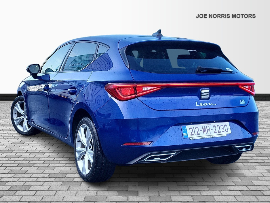 2021 SEAT Leon - image 3