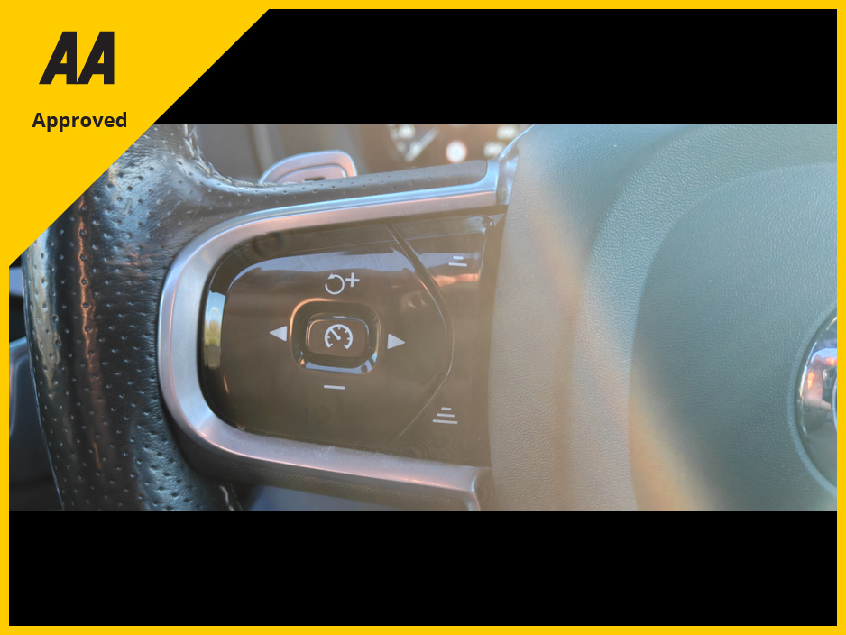 2017 Volvo XC90 2.0 TD T8 R-DESIGN TWIN E ENGINE 5DR AU €29,950