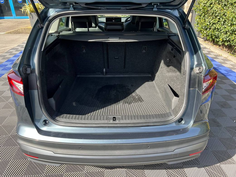 2022 Skoda Enyaq - image 14