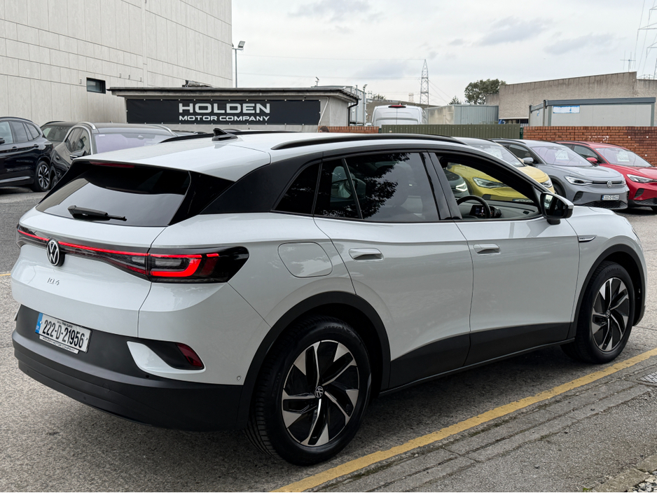 2022 Volkswagen ID.4 - image 9