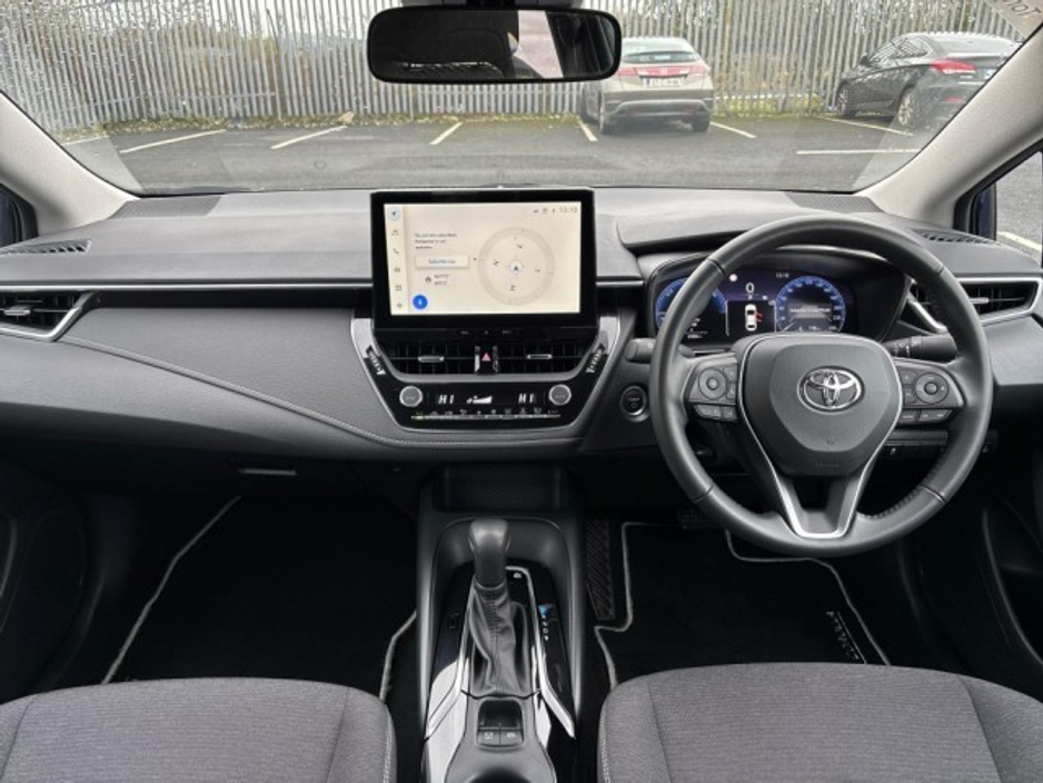 2023 Toyota Corolla - image 9