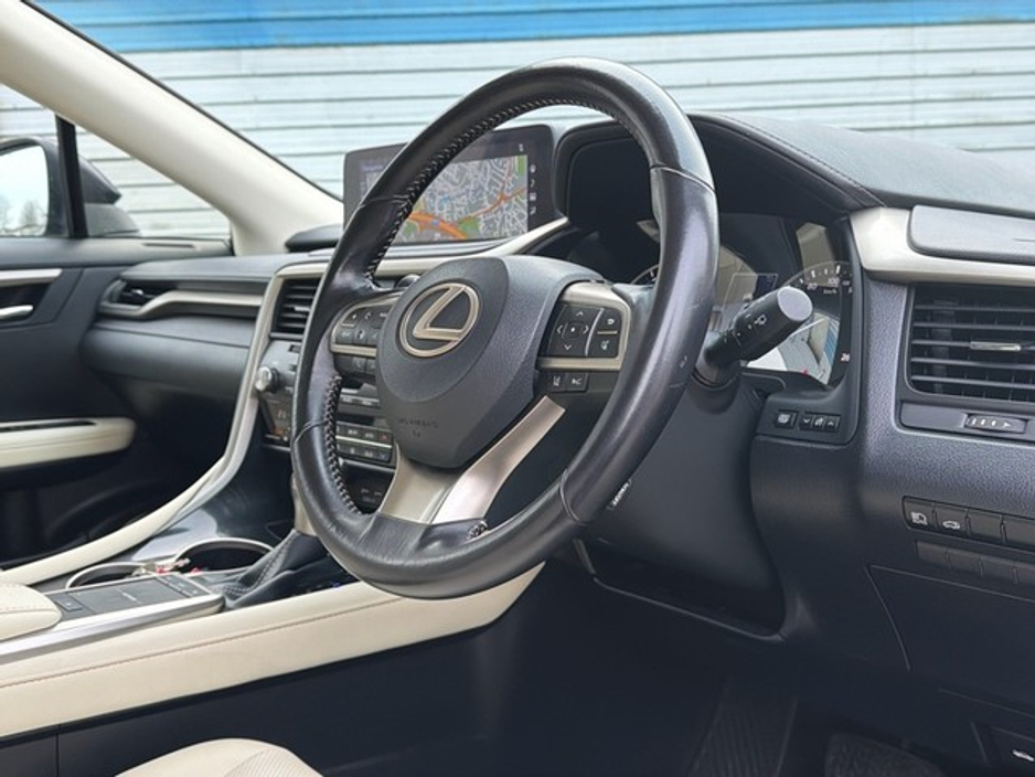 2022 Lexus RX 450 h HYBRID LUXURY AWD // HEATED & COOLING LEATHER SEATS // POWER TAILGATE // SMART ENTRY // SAT-NAV // FULL WARRANTY €59,945