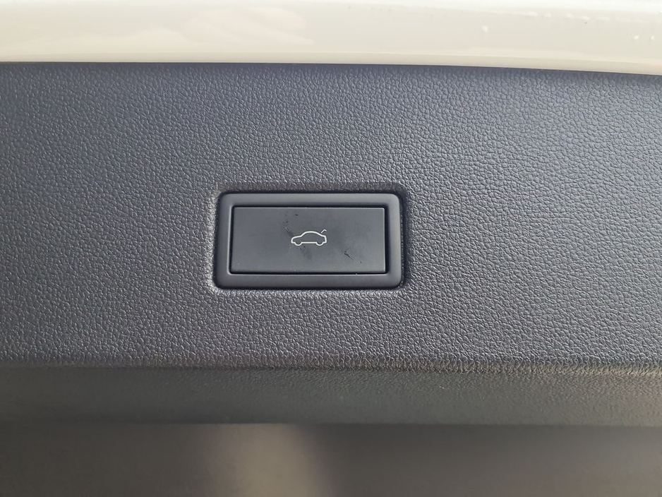 2023 Volkswagen T-Roc 2.0 TDi Sport DSG 150PS €30,950