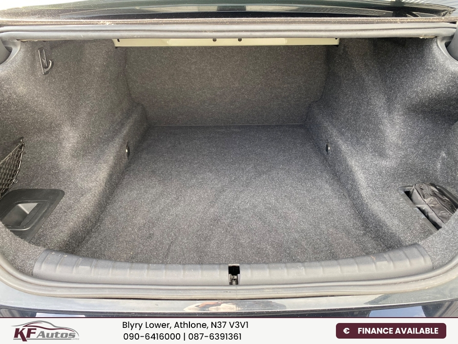 2020 BMW 5 Series - image 10