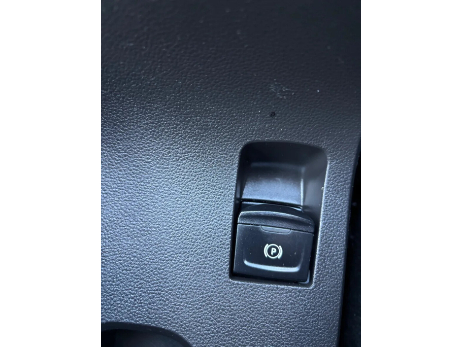 2022 Dacia Jogger - image 23