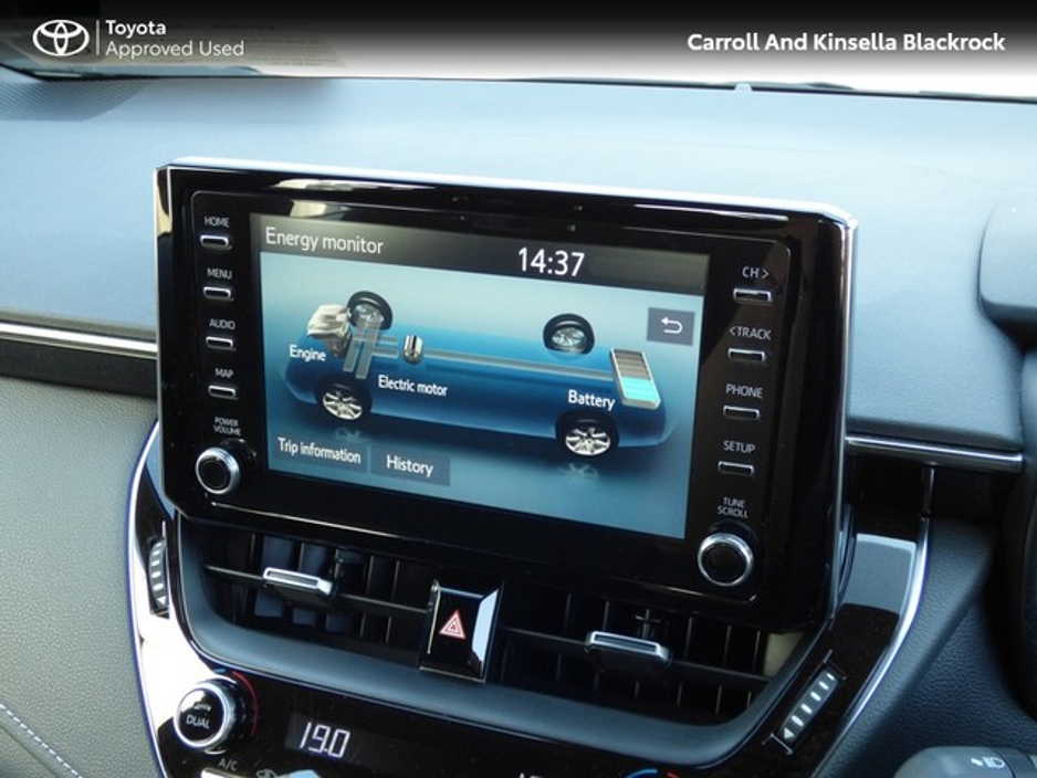 2022 Toyota Corolla Hybrid Luna HB €24,950