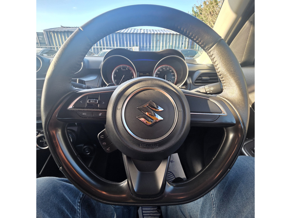 2017 Suzuki Swift 1.2 GLX Automatic €11,950