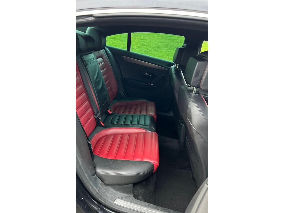 2014 Volkswagen CC - image 9