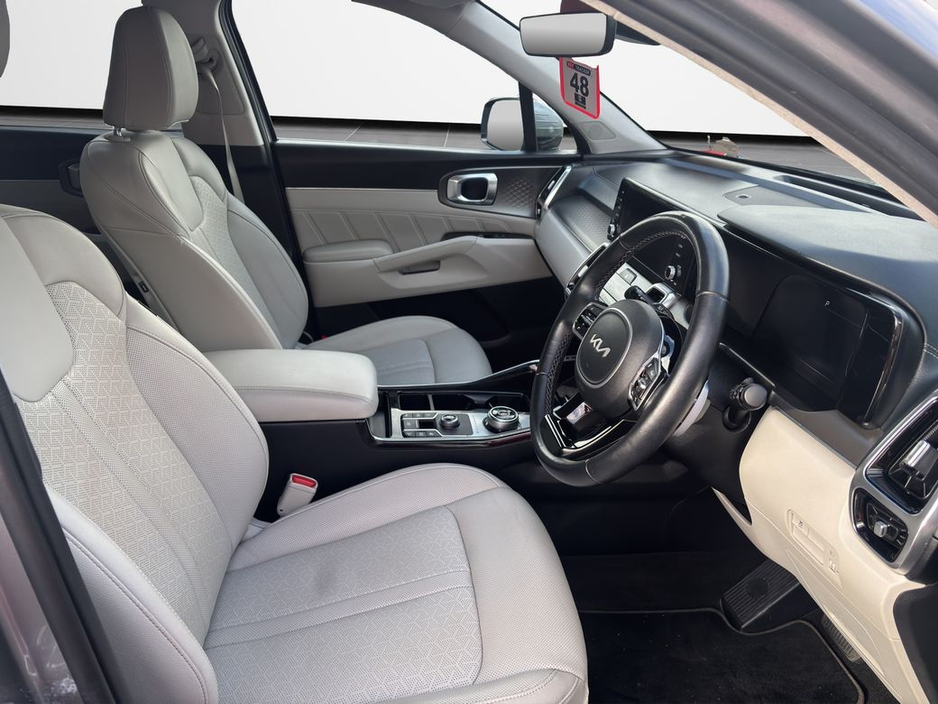 2022 Kia Sorento K3 	“The kind of Sorento everyone wants but rarely finds.” €42,888