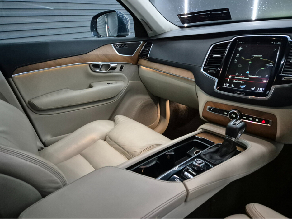 2019 Volvo XC90 - image 11