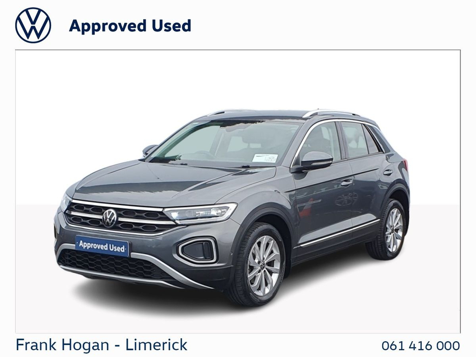 2023 Volkswagen T-Roc - image 11