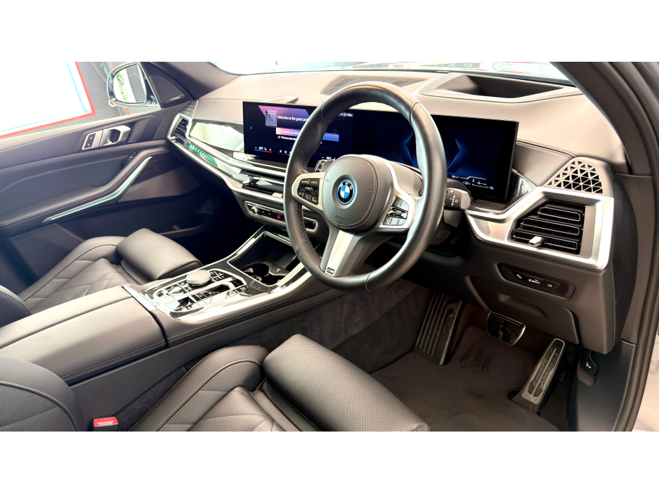 2024 BMW X5 - image 15