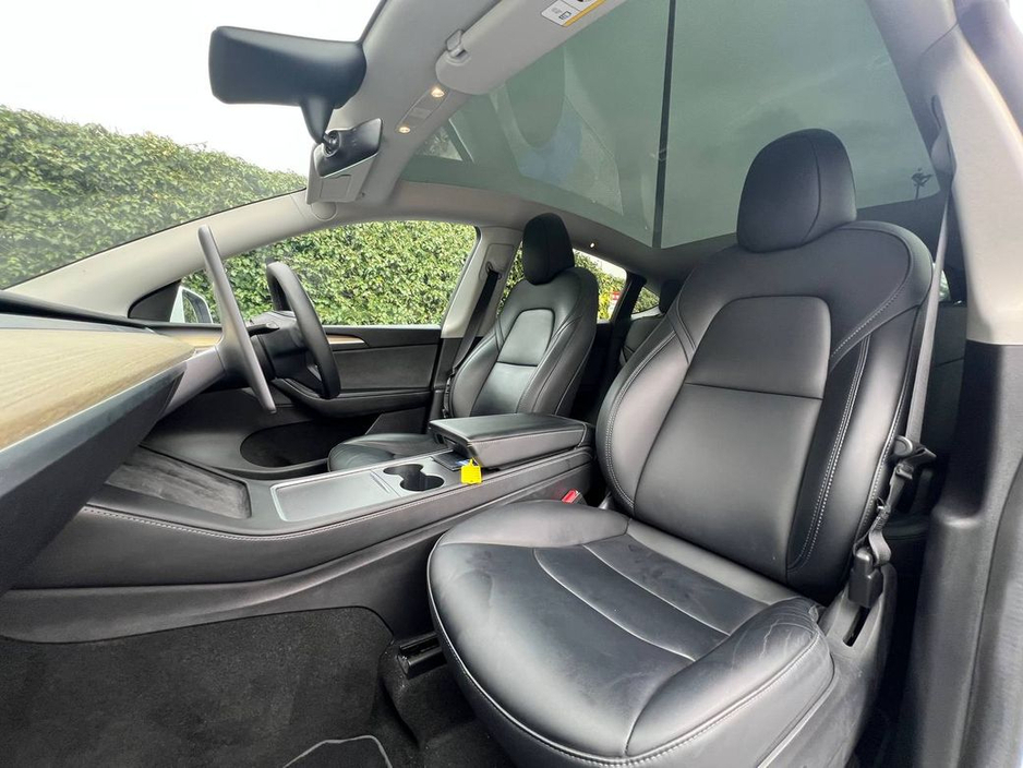 2023 Tesla Model Y - image 2