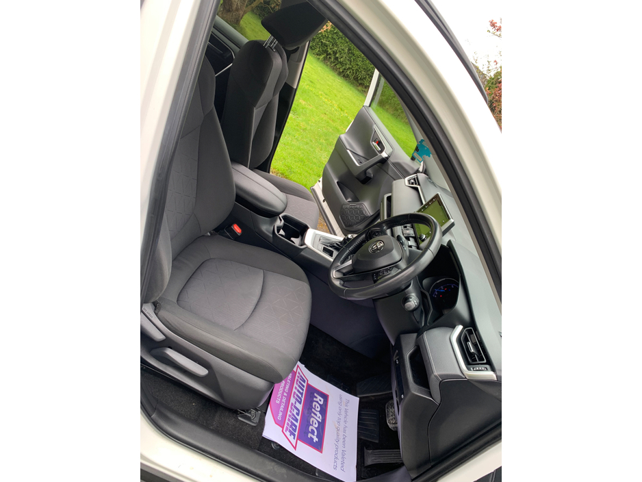 2020 Toyota Rav4 - image 22