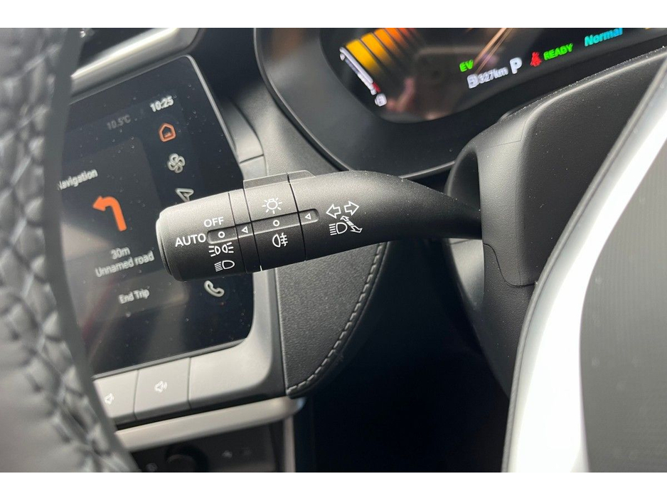 2026 MG ZS - image 14