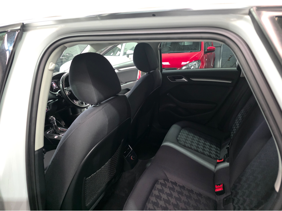 2015 Audi A3 Sportback €13,950