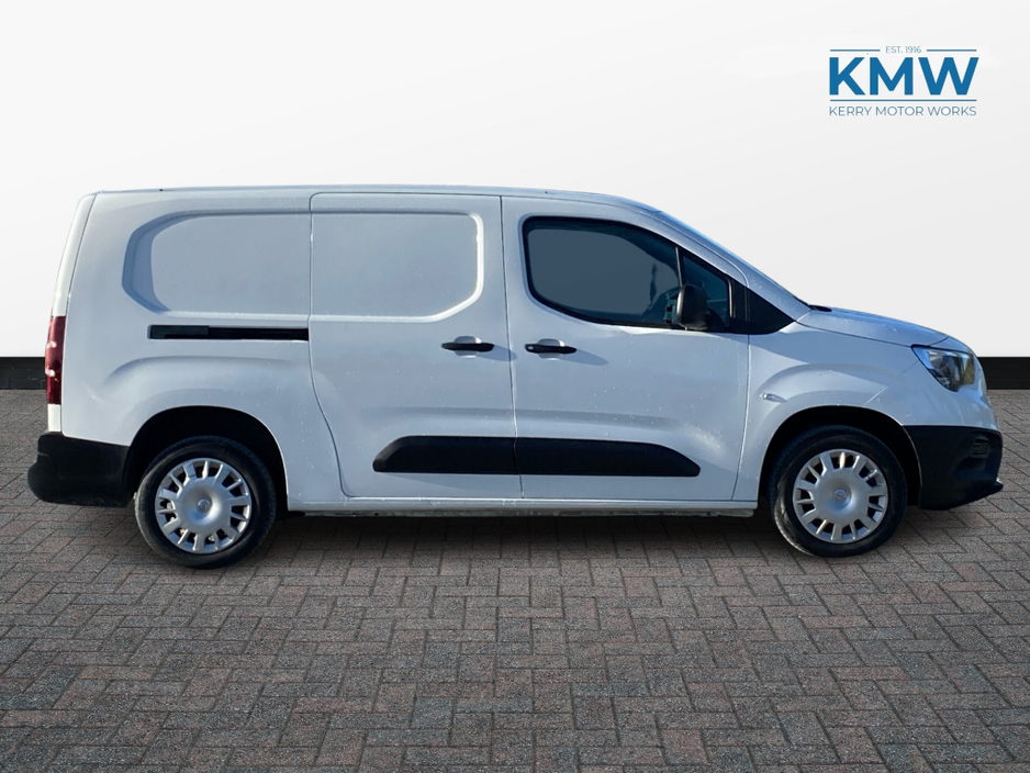 2021 Opel Combo 1.5 100BHP LWB €12,250