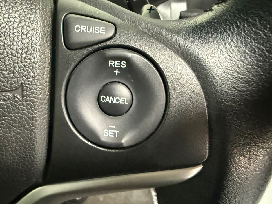 2015 Honda Fit - image 17