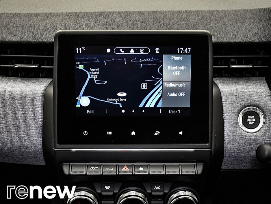 2025 Renault Clio - image 19