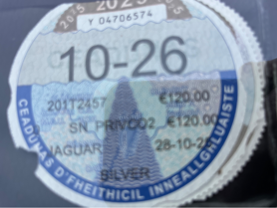 2020 Jaguar I-Pace - image 25