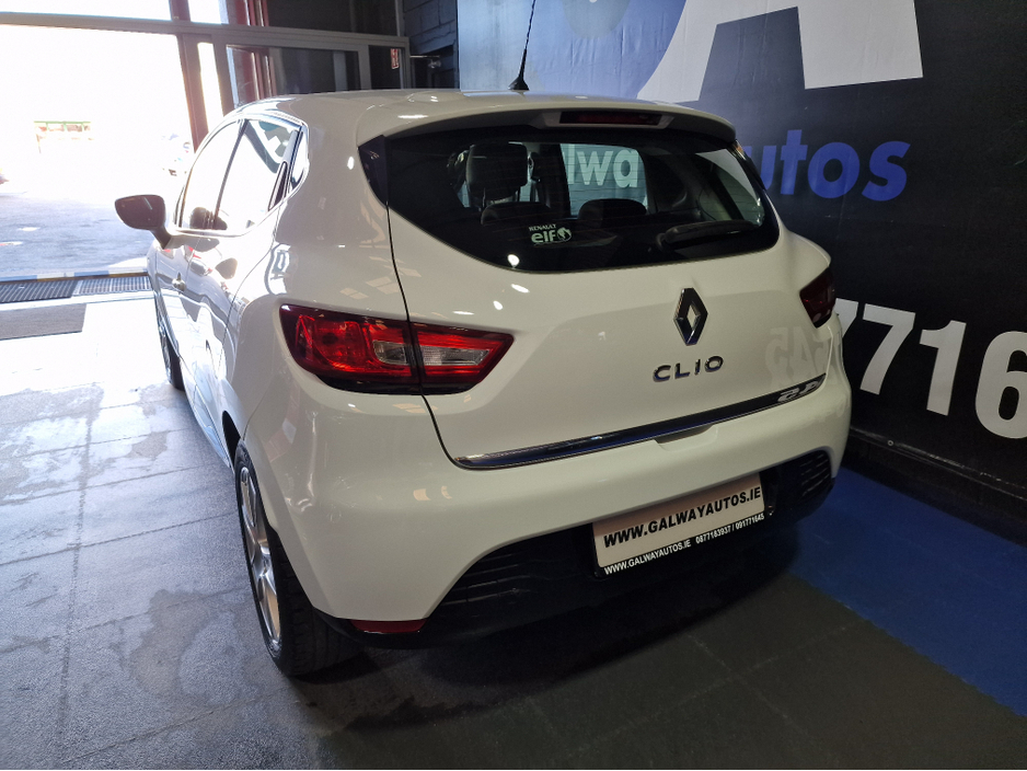 2016 Renault Clio - image 7