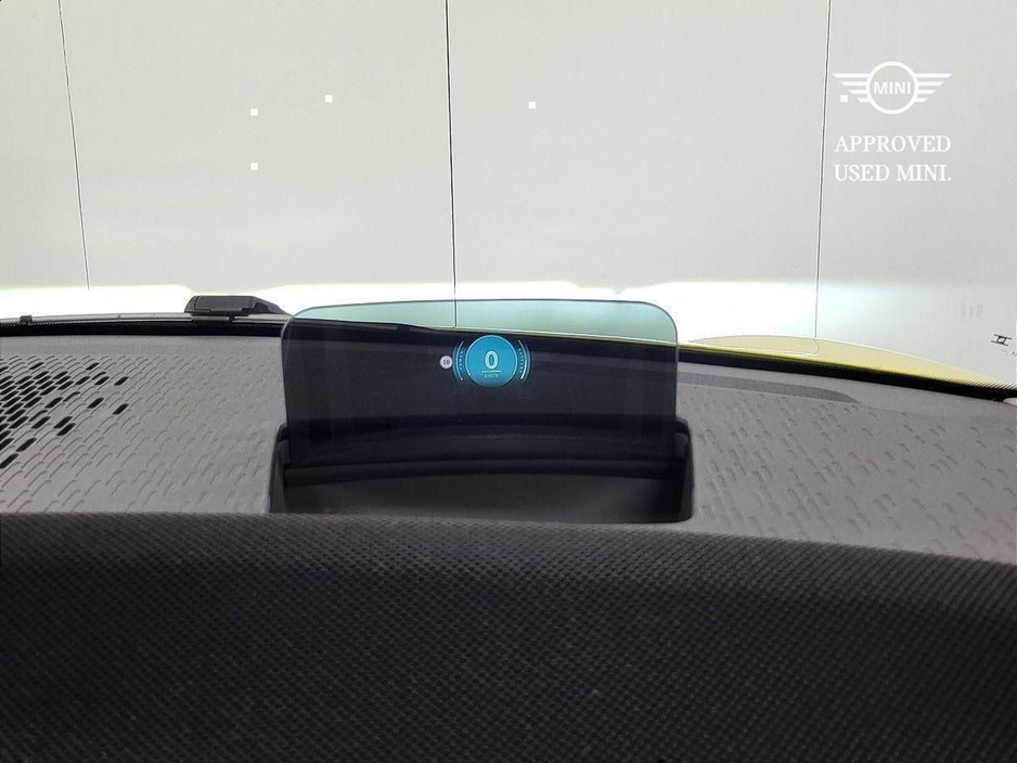 2024 MINI Hatch Cooper E €23,975