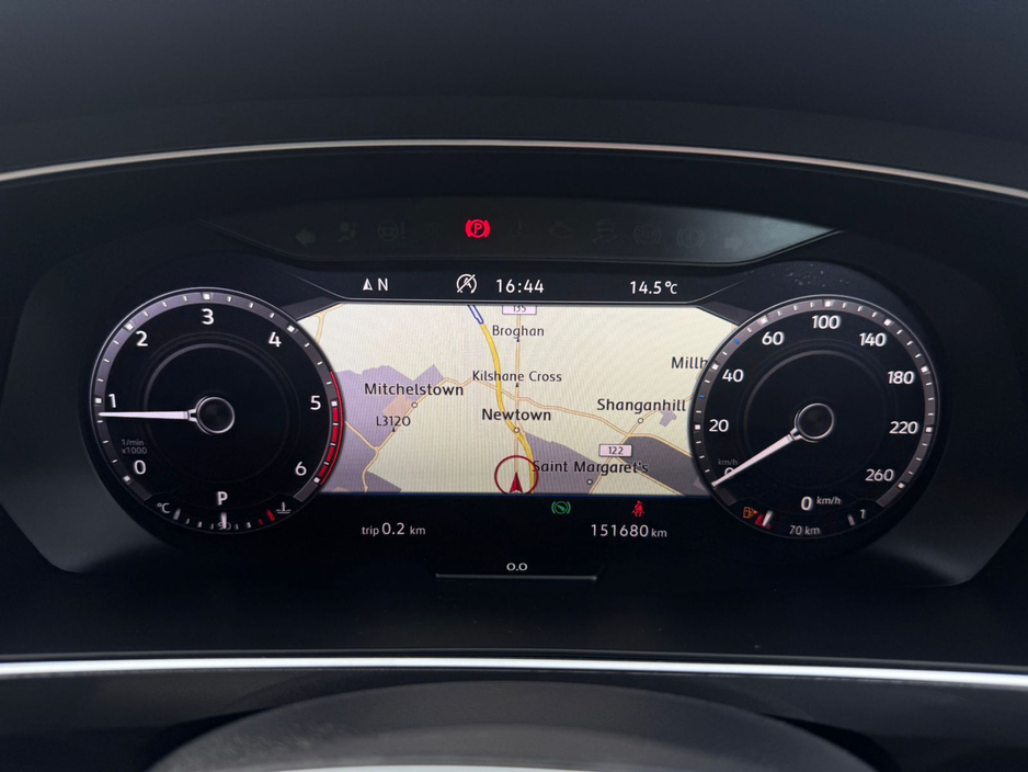 2018 Volkswagen Tiguan - image 11