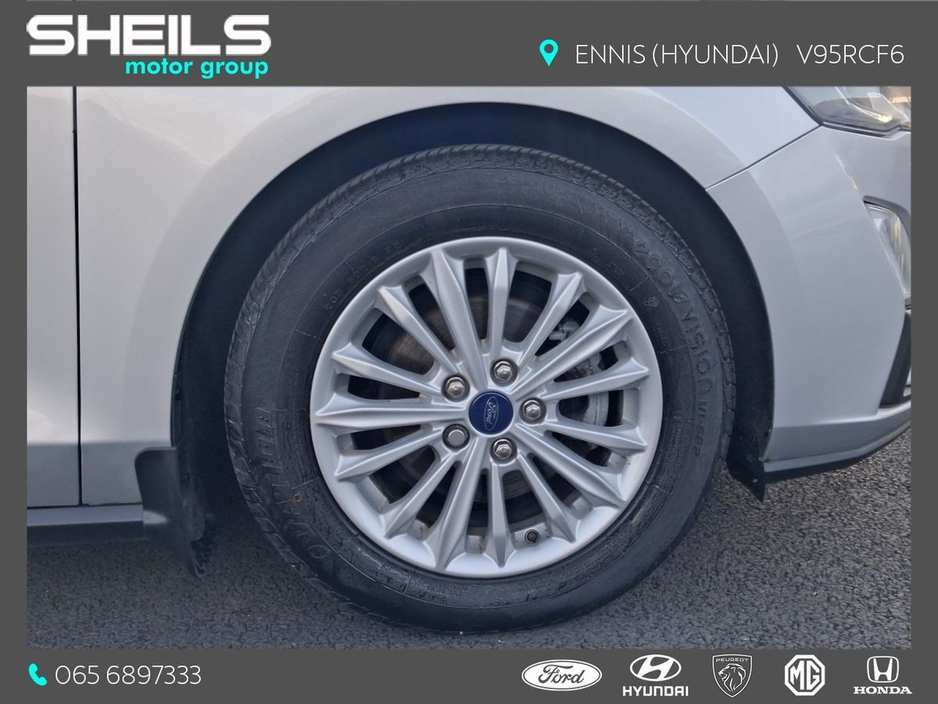 2022 Ford Focus - image 8