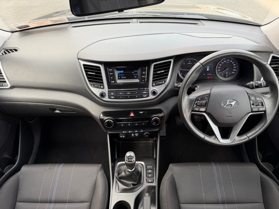 2017 Hyundai Tucson - image 12