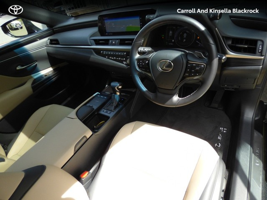 2022 Lexus ES 300 H Hybrid Dynamic €41,950