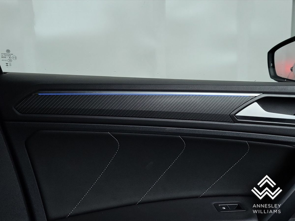 2023 Volkswagen Tiguan Tiguan R-Line Tsi Phev €38,950