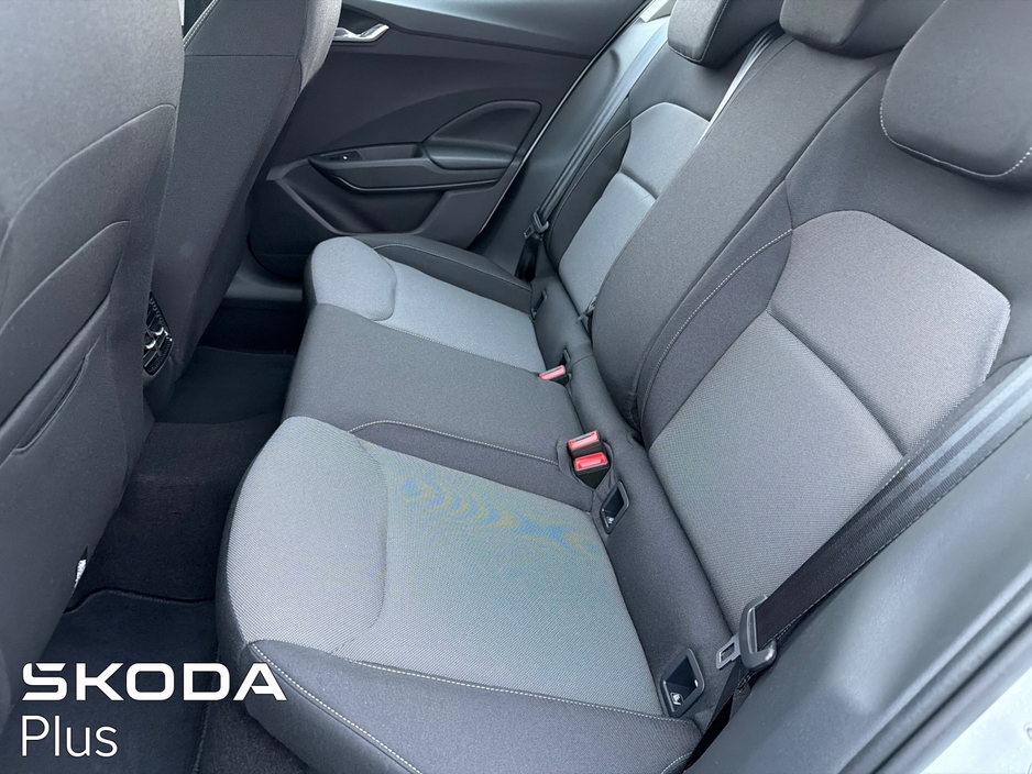 2025 Skoda Fabia - image 7