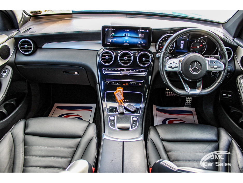 2022 Mercedes-Benz GLC Class - image 30