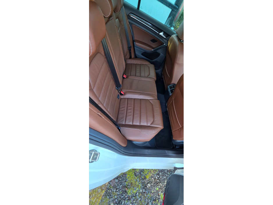 2016 Volkswagen Golf 1.4 TSI DSG 5DR 150HP Highline €16,995