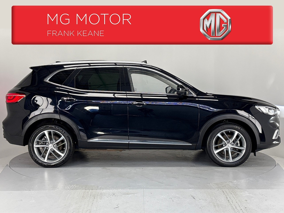 2021 MG HS EXCLUSIVE PHEV AUTO**PANORAMIC ROOF**DIGITAL DASH**TOUCH SCREEN APPLE CAR PLAY**MULTIFUNCTIONAL STEERING WHEEL**HEATED LEATHER SEATS**ELECTRIC SEATS**ELECTRIC FOLDING MIRRORS**ELECTRIC TAILGATE** €24,995