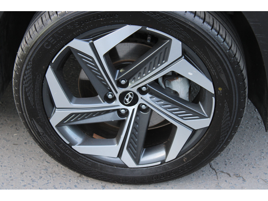 2024 Hyundai Tucson - image 10