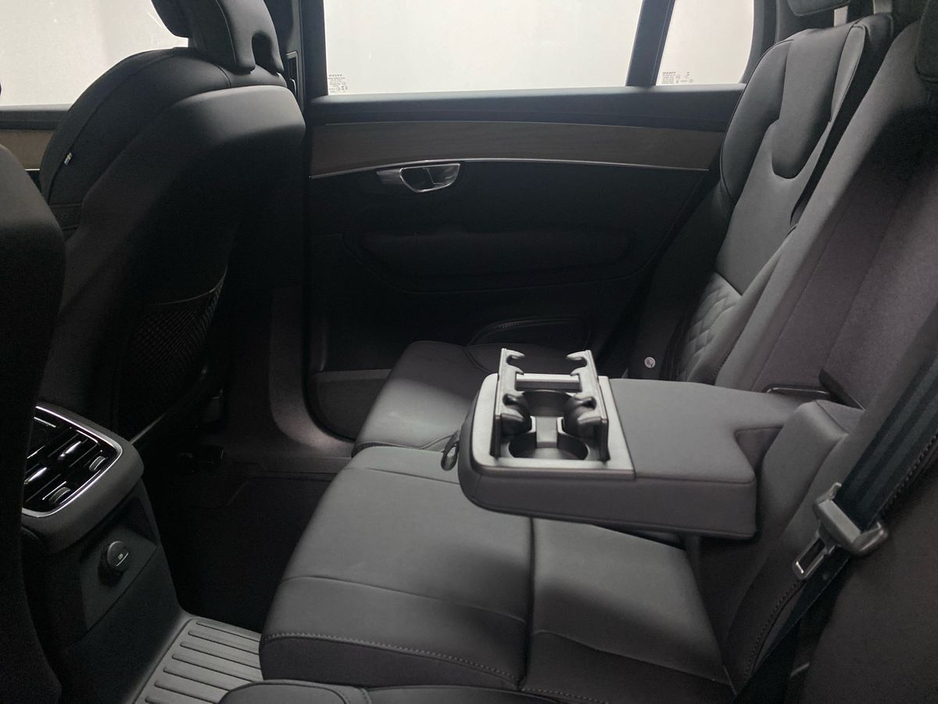 2026 Volvo XC90 - image 20